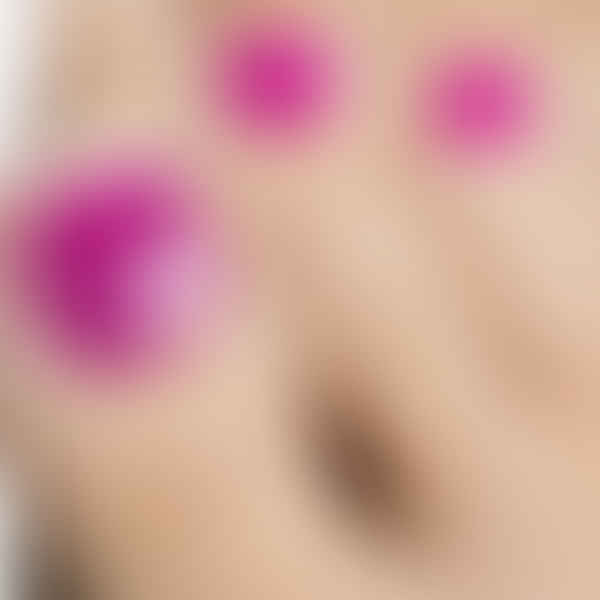 All About Toe Nail Designs: How to Make Your Almond Toenails Stand Out