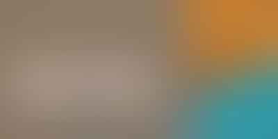 Summer Sizzle: Nail Color Guide - Get 🔥 with Trendy Hues